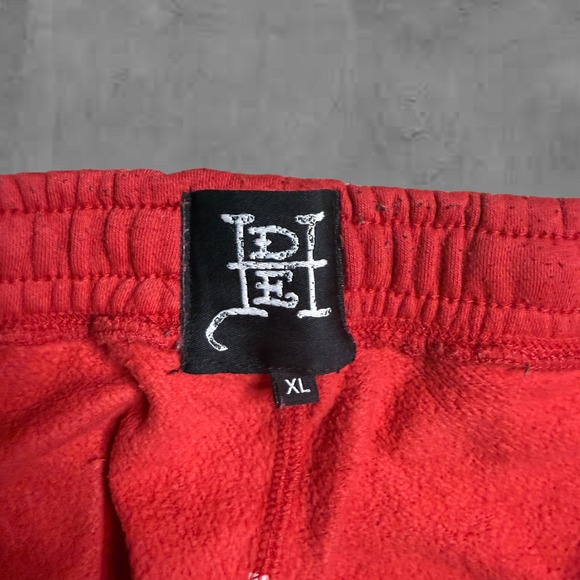 Ed Hardy Mens Red Dragon Skull Flame Graphic Sweat Shorts Size XL - Picture 4 of 4